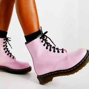NWOT Dr Martens  1460
